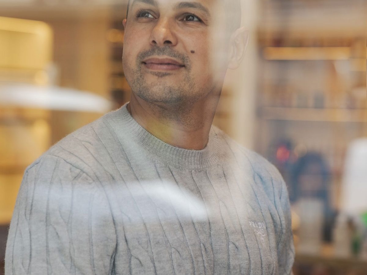 ChanelFarkas_Portraits_Dahmane_carre